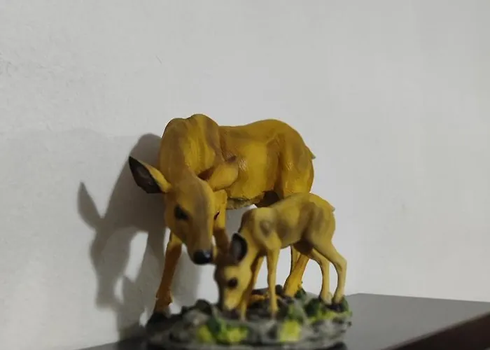 Warm Wooden Escape, Cozy & Elegant *