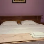Warm Wooden Escape, Cozy & Elegant *